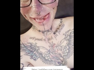 Tongue Split Smoking